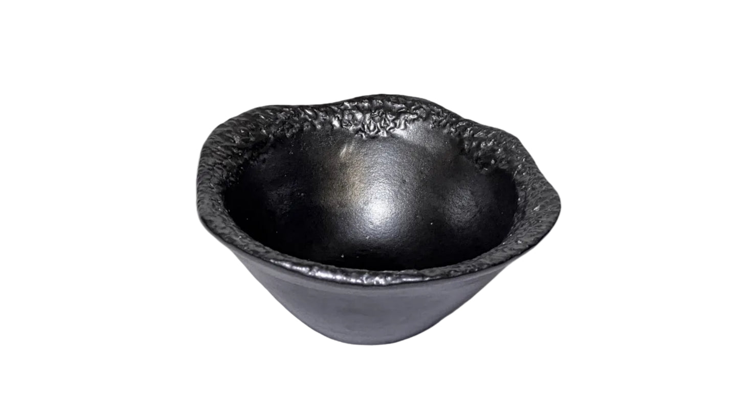 Coral - Black Matt Ramekin