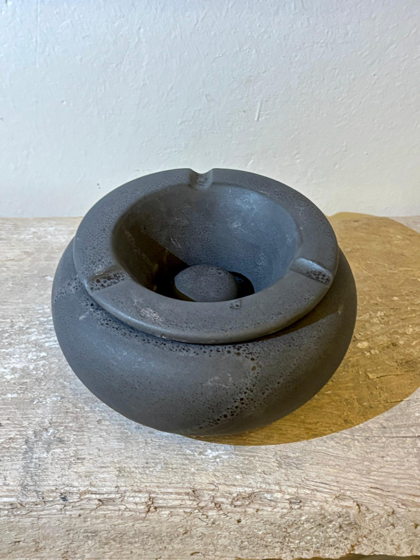 Accessories - Ashtray with Cover - Charcoal Black