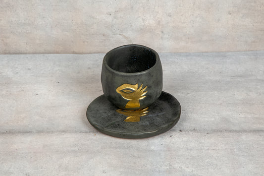 Giftware - Cup & Flat plate Cracked - Charcoal & Gold Horus