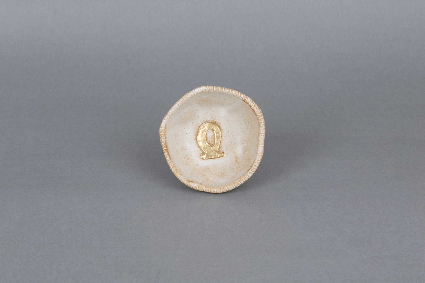 Giftware - Cracked Bowl - Ivory White & Gold Onion