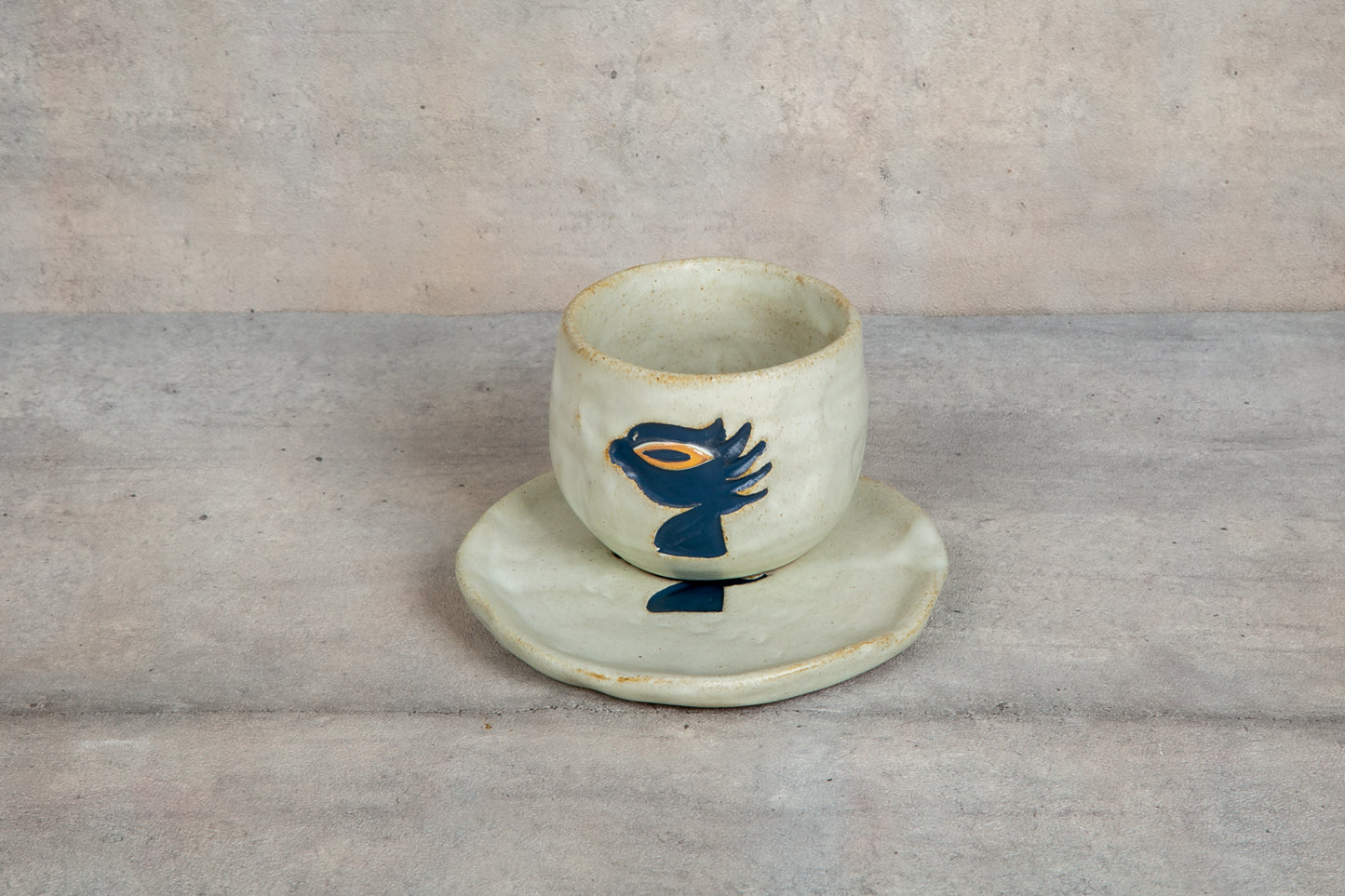 Giftware - Cup & Flat Cracked - Ivory White (Blue & Gold) Horus