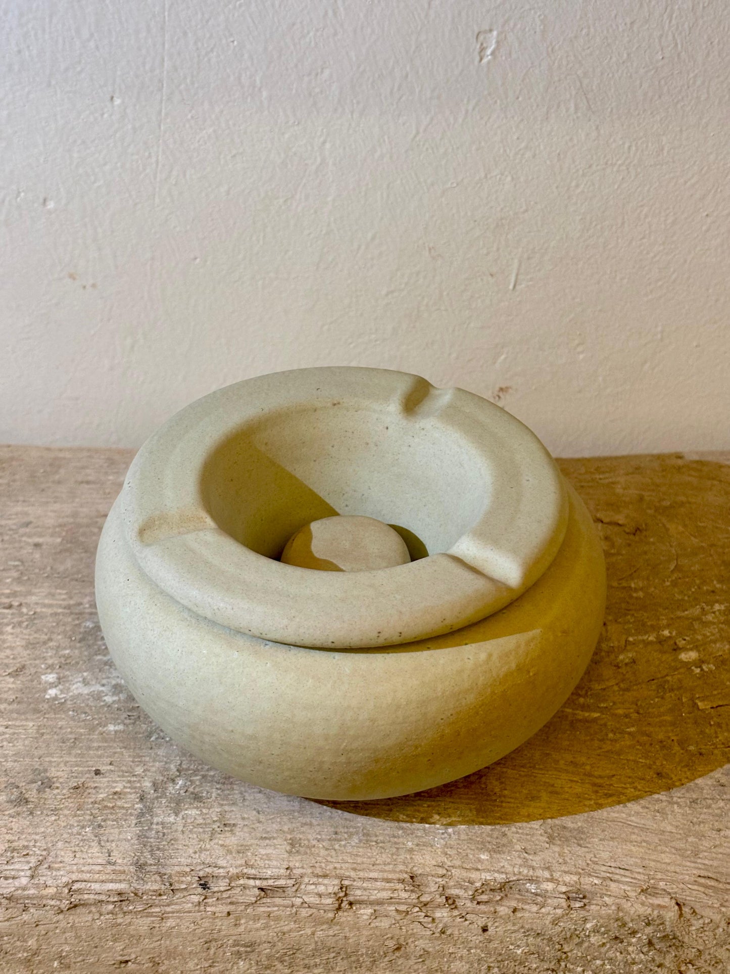 Accessories - Ashtray with Cover